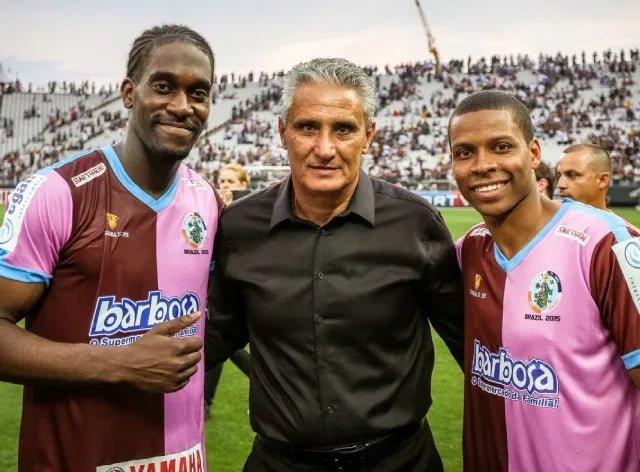 Time inglês que inspirou fundação do Corinthians parabeniza clube paulista