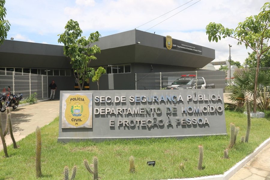 Adolescentes são mortos a tiros em via pública na Zona Sul de Teresina