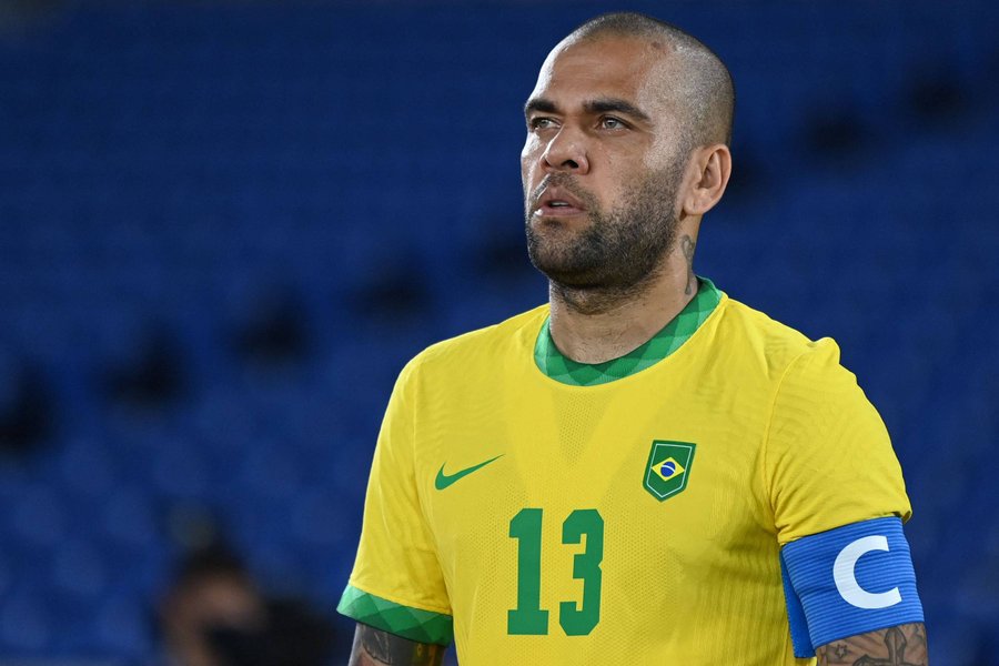 Copa do Mundo: Daniel Alves rende memes nas redes devido à atuação em campo