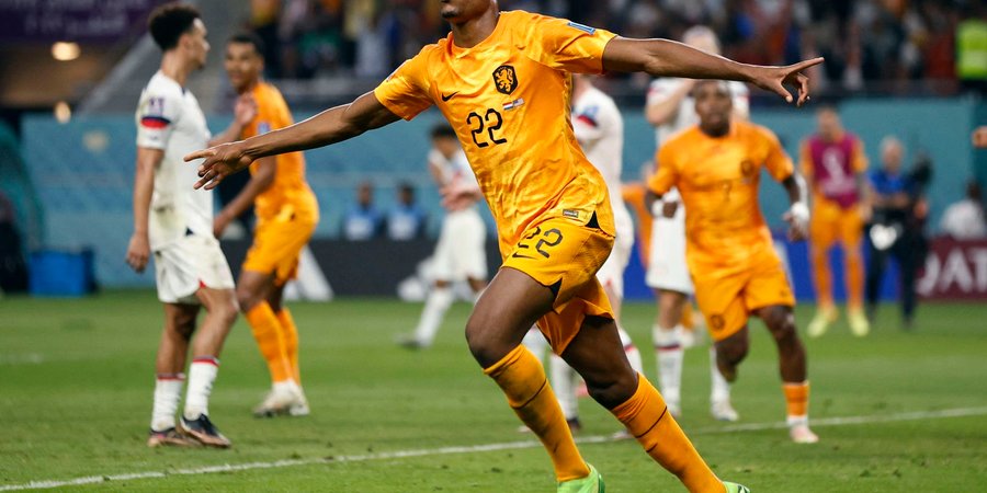 Holanda bate EUA e conquista primeira vaga nas quartas da Copa