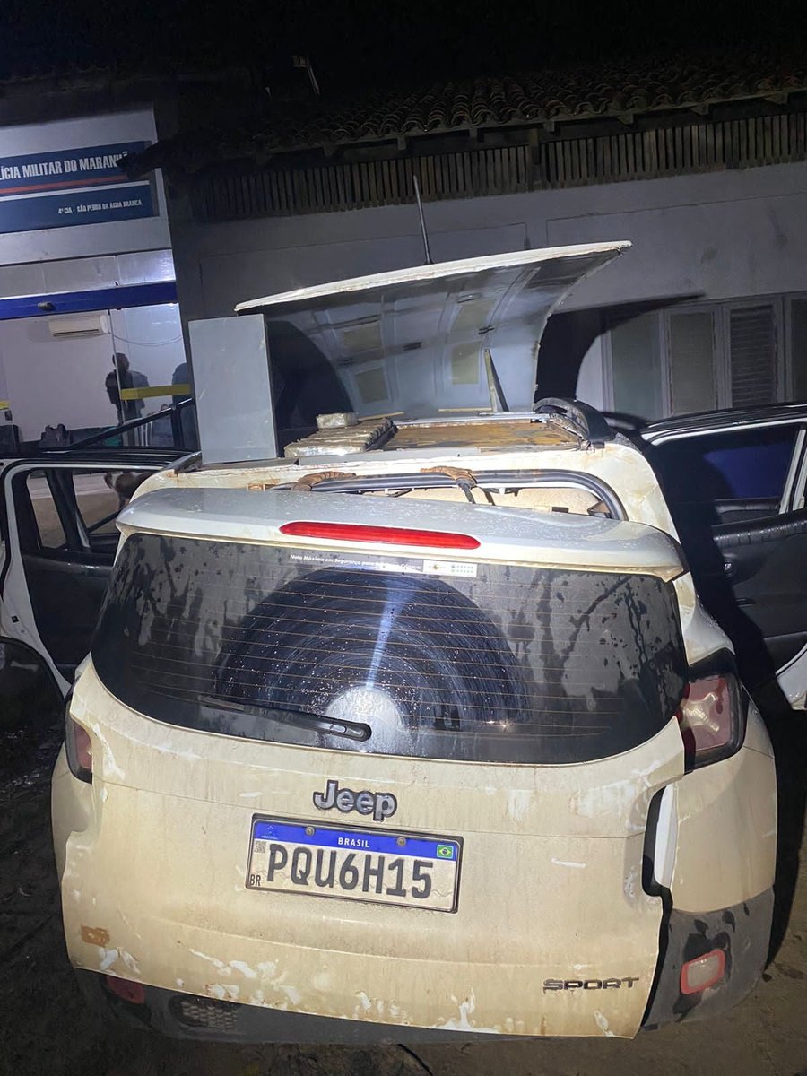 Homem é preso com 56 kg de cocaína escondidos em teto de carro em São Pedro da Água Branca