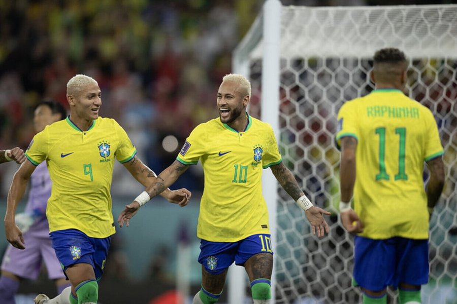 Neymar iguala marca de Pel e Ronaldo pelo Brasil em Copas do Mundo