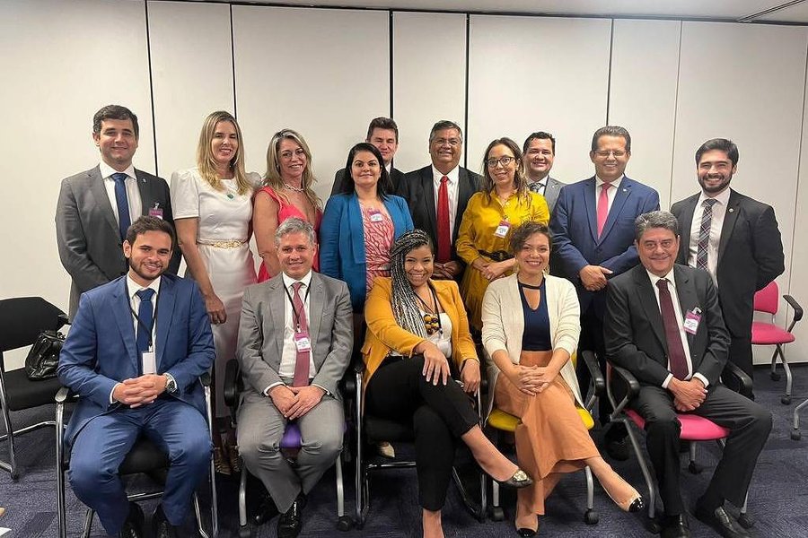 Painel: Defensoria recomenda revisão de regras sobre aborto e escolas militares ao governo de transição