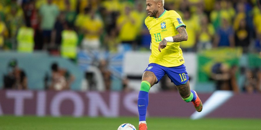 Pelé envia mensagem de apoio a Neymar após eliminação da Copa
