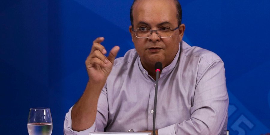 Governador afastado do DF entregará celular à PF na segunda feira