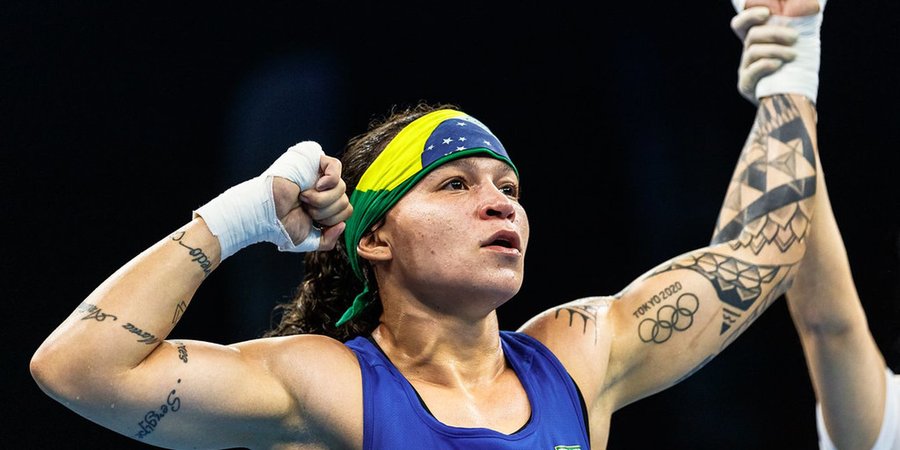 Bia Ferreira e Keno Marley são campeões do torneio de boxe de Strandja