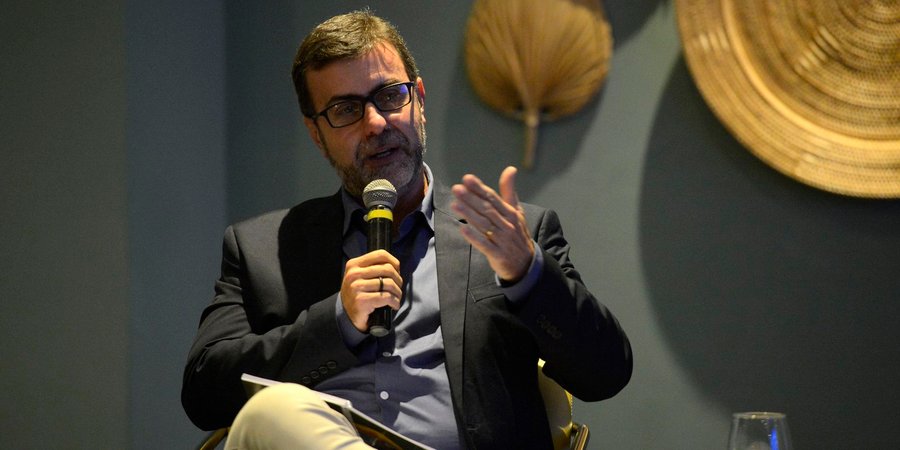 Para Freixo, turismo é solução para preservação da floresta