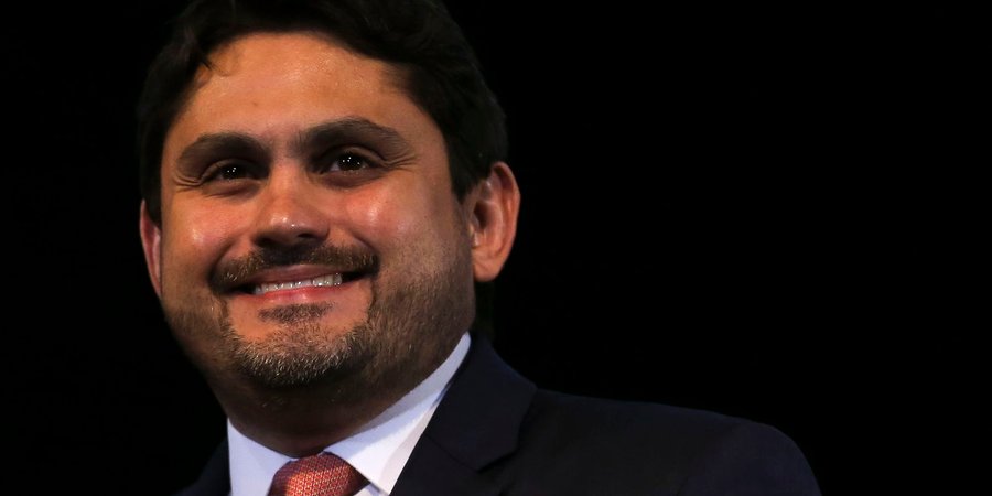 Após encontro com Lula, Juscelino Filho segue no governo