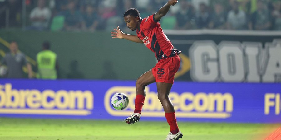 Brasileiro: Goiás arranca empate com o Athletico PR na Serrinha