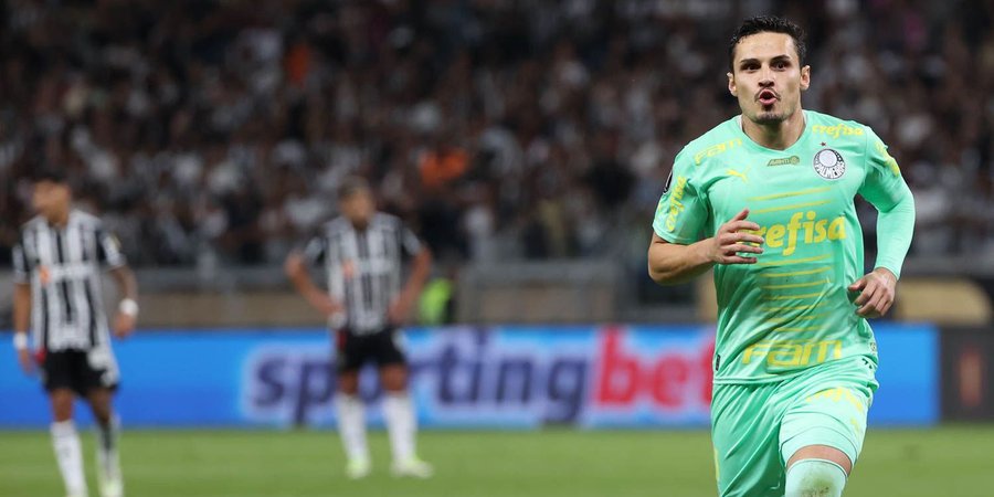 Palmeiras sai na frente do Atlético MG na busca por vaga para quartas