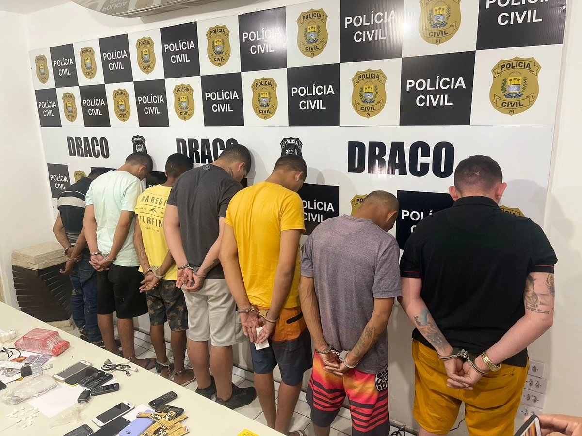 Membros do Comando Vermelho chegam em Teresina sob forte escolta da PRF; veja o video