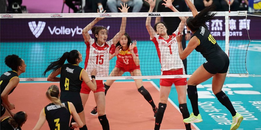 Praia perde para time chinês e fecha Mundial de Clubes em 4º lugar