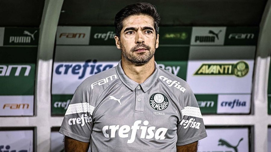 Abel admite que não esperava tantas saídas do Palmeiras