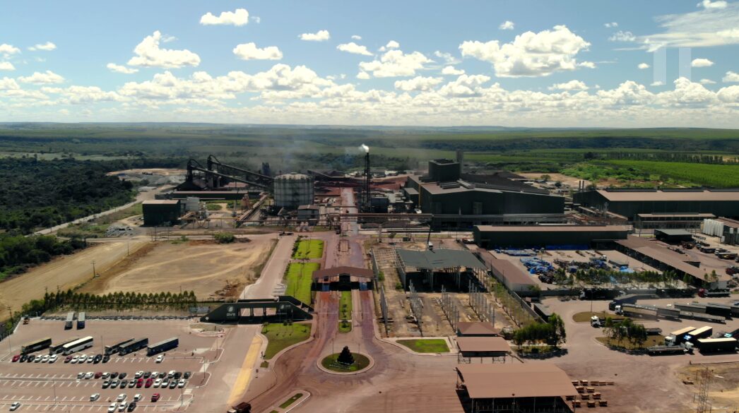 Aço Verde do Brasil registra recorde na venda de laminados e segunda melhor receita trimestral