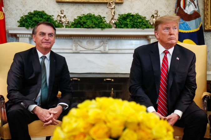 Eleições EUA: Bolsonaro parabeniza Trump e fala em “ressurgimento de um verdadeiro guerreiro”