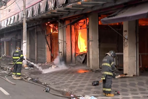 Incêndio no Brás: lojistas são realocados com subsídio da prefeitura