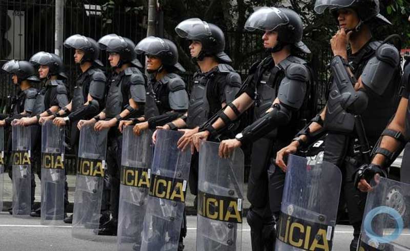 Lula estabelece decreto de novas regras para uso de força por policiais