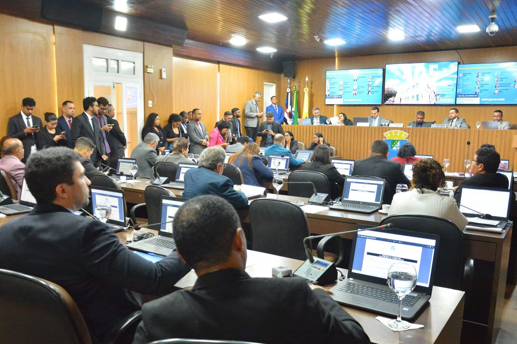 Vereadores de São Luís aprovam reajuste da remuneração dos cargos de prefeito, vice-prefeito e secretários municipais