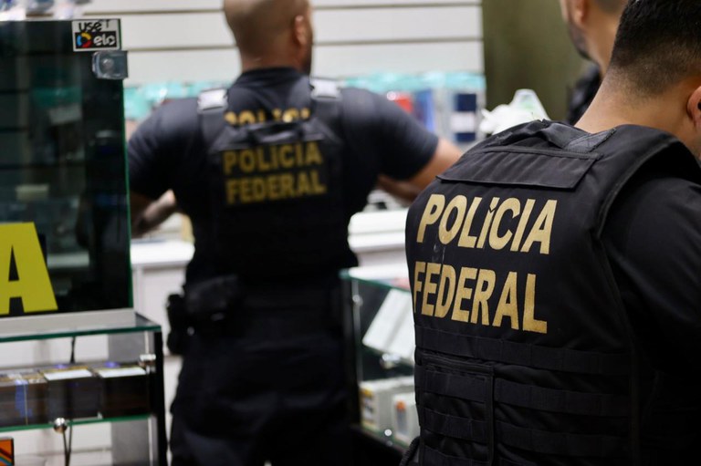 PF realiza operação contra grupo criminoso que furtou mais de R$ 35 milhões em cargas dos Correios