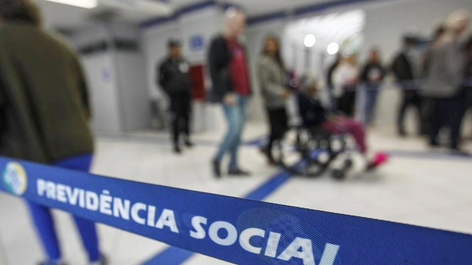 INSS anuncia antecipação dos pagamentos para aposentados e pensionistas; confira as datas