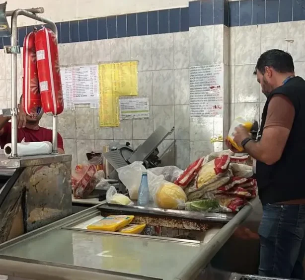 Procon-MA autua comércio em Parnarama por venda de produtos vencidos e irregularidades estruturais