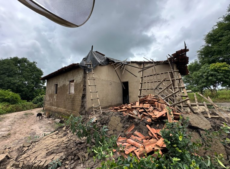 Fortes chuvas causam destruição e alagamentos na zona rural de Parnarama