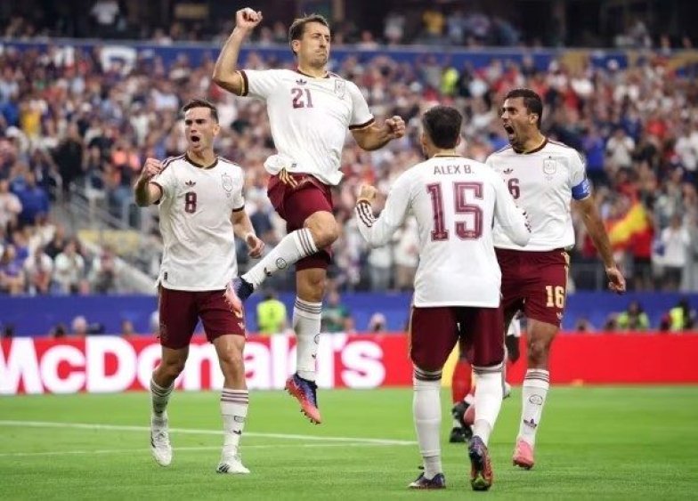 Espanha domina a França, confirma favoritismo e carimba vaga na decisão da Copa do Mundo